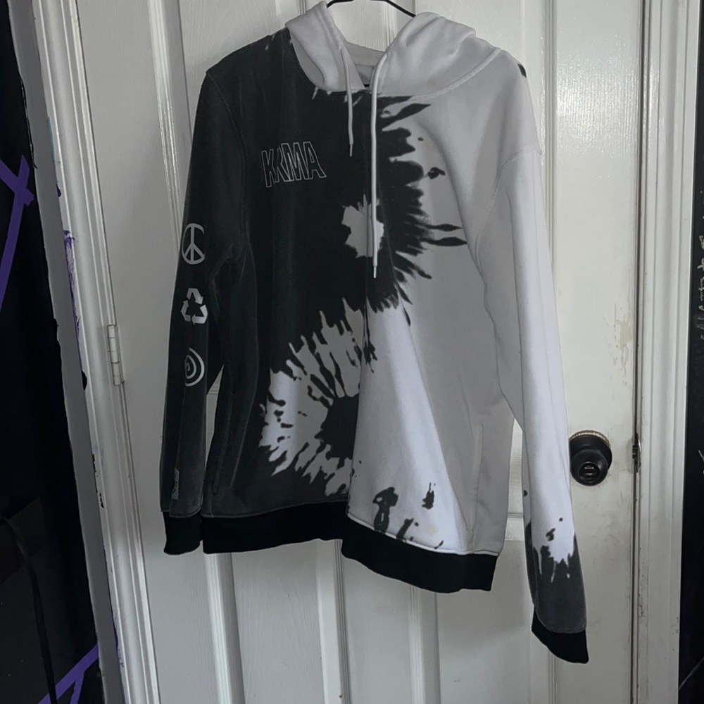 Rue 21 Tie Dye Hoodie- VERY soft comfy  KARMA